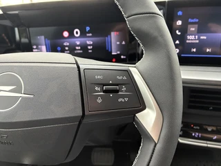 Opel Frontera 1.2 Turbo 145Pk Automaat Hybrid GS | DEMO | Climate control | Navigatie | Winterpakket | Camera | Parkpilot | Led | Private-Glas | Elektrisch Pakket | LM-Velgen / 26