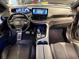 Peugeot 3008 1.6 HYbrid 225 GT / Cruise-control / camera / 1e eigenaar / 16