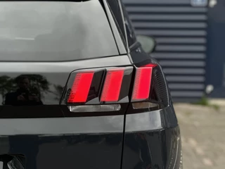 Peugeot 3008 1.2 PureTech Allure | Stoelverwarming| Apple Carplay/Android Auto | Skiluik | Lichtmetalen velgen met Allseason banden | Parkeersensoren | Cruise Control | / 9