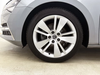 Škoda Superb Combi 1.4 TSI iV Business Edition Camera | CarPlay | Stoelverwarming | Cruise Control / 10
