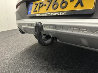 Volvo V40 Cross Country 1.5 T3 Polar+ Luxury LEER PANO NAVI TREKHAAK ECC CRUISE LM. / 18
