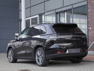 Leapmotor C10 Design ProMax AWD 81.9 kWh |  598 PK | 0-100 in 4 seconden | Wltp 437 km | 1500kg trekgewicht | Uit voorraad leverbaar | Stoel en stuurverwarming | Stoel ventilatie | Panorama dak | 20 inch lichtmetalen velgen | 360 graden camera / 7