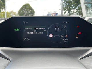 Toyota C-HR+ First Edition 77 kWh STOEL/STUURVERWARMING EL-ACHTERKLEP BLINDSPOT CLIMA APPLE/ANDROID PARK-SENSOR / 16