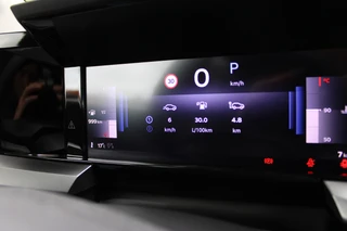 Opel Frontera 1.2 Turbo Hybrid Ultimate 7p. | Keyless Entry & Start | Winterpack | BLIS | Achteruitrijcamera / 16