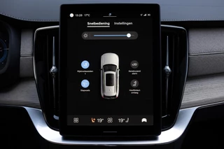Volvo XC90 T8 Plug-in hybrid AWD MY 2027 Vanaf €76.945,- / 45