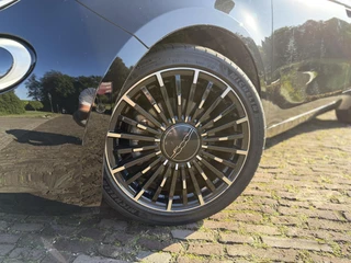 Fiat 500 La Prima 42 kWh | Pano | Camera | Adaptive| BTW | / 2