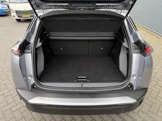 Peugeot 2008 100pk Allure Pack (360gr Camera - Keyless Entry - Adaptieve Cruise Controle - LED - Parkeersensoren V+A - Automatische Airco - 3D Cockpit - Navigatie - 17"incl 4S) / 11