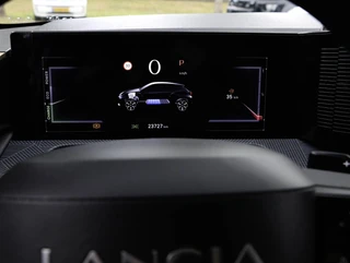Lancia Ypsilon 1.2 Turbo Hybrid LX / 15