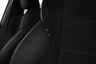 BMW iX1 eDrive20 67 kWh  M-sport, Stoelen, Virtual, Climate, / 31