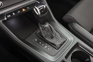 Audi Q3 45 TFSI e S Line / 29