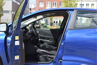 Renault Clio 0.9 TCe GT-Line 2x Pack Essentiel  | Keyless | DAB | Navi | Cruise Control | Airco | Sportstoelen | Full LED | LM-Velgen / 39