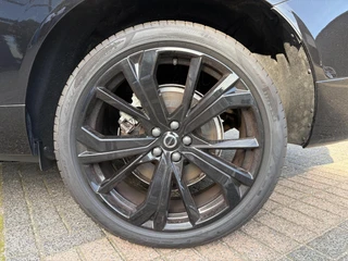 Volvo XC60 2.0 T6 Plug-in hybrid AWD Plus Black Edition / 9