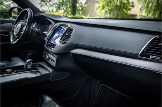 Volvo XC90 2.0 T8 AWD R-Design  Luchtvering Massage Stoelventilatie Head Up Panorama / 15