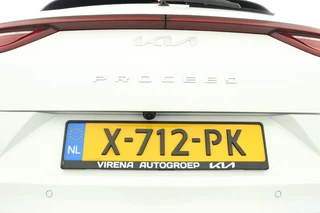 Kia ProCeed 1.5 T-GDi GT-Line Automaat  - Navigatie - Cruise Control - Stoel-/stuurverwarming - Climate Control - Fabrieksgarantie tot 01-2031 / 35