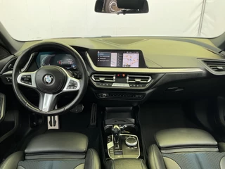 BMW 2 Serie Gran Coupé 218i M Sport Edition Pano.dak HUD Stoelverw. Carplay Alpinweiß DAB LED / 44