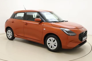 Suzuki Swift 1.2 Comfort Smart Hybrid | Cruise control | Navigatie | Airco | Parkeersensoren / 9