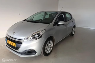 Peugeot 208 1.2 Active / 13