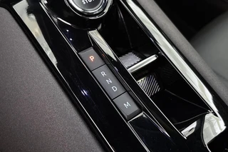 Alfa Romeo Junior 1.2 Turbo Hybrid Ibrida Speciale Pack Techno Stoelverwarming Camera / 30