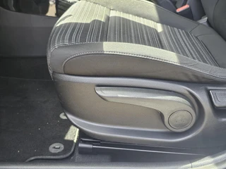 KIA Stonic 1.0 T-GDi MHEV 100pk DynamicPlusLine / 11
