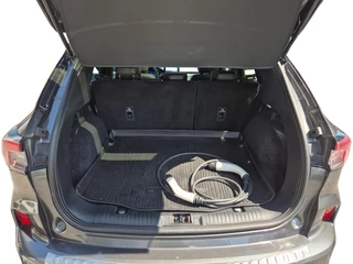 Ford Kuga 2.5 PHEV Vignale | Climate Control | Cruise Control | Navigatie | Camera | Stoelverwarming | Panoramadak | Stoelverwarming voor en achter | / 24