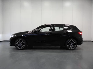 BMW 1-Serie 118i Aut. Intro Sport Line VOL LEER/NAVI/CAMERA/LED/18"LMV! / 2
