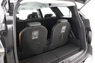 Peugeot 5008 1.2 PureTech Allure Pack Business 130 PK | Automaat | 7-zits | Camera | Cruise Control | Navigatie | Climate Control | Start/stop |Getinte ramen | 1e eigenaar / 15