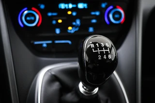 Ford Kuga 1.5 EcoBoost Trend Ultimate | CLIMA | VOORRUITVERWARMING | APPLE | TREKHAAK | 18" / 39