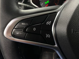 Renault Clio 1.0 TCe Zen/ Nederlandse auto/ Parkeersensoren achter/ Airco/ Apple carplay/ Android / 31