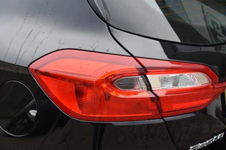 Ford Fiesta 1.1 Trend | Airco | Bluetooth | Parkeersensoren | / 24