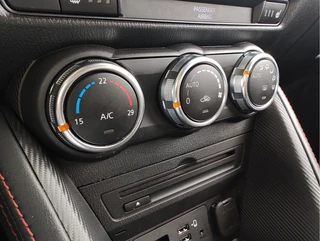 Mazda 2 1.5 SKYACTIV-G GT-M  Keyless | Carplay/Android | Dodehoeksensoren | Head Up Display / 19