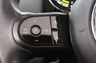 MINI Countryman 1.5 Cooper S E ALL4 Panoramadak Harman Kardon Head-Up Stoelverwarming / 34