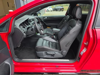 Volkswagen Golf 2.0 TSI GTI Clubsport / 265-360PK / NAP = UNIEK !! / NWE TURBO / PANO / DYNAUDIO / CAMERA / CARPLAY / 19 INCH ! / 23