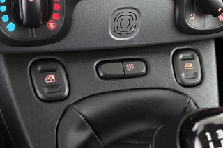 Fiat Panda 1.0 Hybrid City Life NL Auto 5 Zits Airconditioning / 23