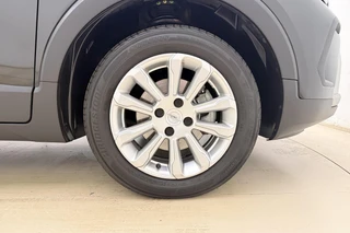 Opel Crossland 1.2 Turbo Elegance 110 PK | Navigatie | Climate control | Dakrails | Extra getint glas | AGR | Lichtmetalen velgen | Cruise control / 8