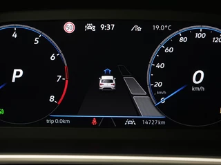 Volkswagen T-Roc 1.5 TSI R-Line Camera | Private lease 584 pm / 36