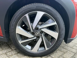 Toyota Aygo X 1.0 VVT-i MT Envy CABRIO KEYLESS PARK-SENSOREN STOELVERWARMING APPLE/ANDROID LM-VELGEN 18" / 30