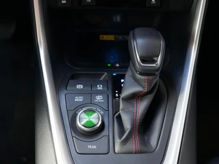 Toyota RAV4 2.5 Plug-in Hybrid AWD Limited Edition ✅Alarm Klasse 3✅Trekhaak✅Head-Up✅Stoelverw. V+A✅Elect. Achterklep✅Keyless / 28