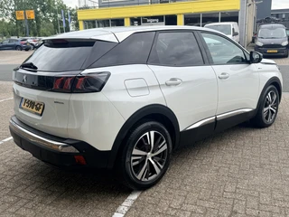 Peugeot 3008 1.6 HYbrid 225 Allure  | LED | Apple/Android | DAB | Keyless | PDC v+a incl. Camera | Standkachel / 10