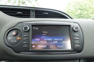 Toyota Yaris 1.5 Hybrid Aspiration  | 1ste eigenaar | Camera | Climate control | / 28