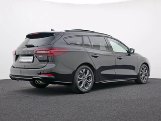 Ford Focus 1.0 Ecoboost automaat ST line X Panoramdak | Afn. Trekhaak | / 2