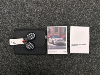 MINI Electric MINI Electric Collection 33 kWh | SOH 96% | Dealer Onderhouden | Panoramadak | Camera | Carplay | Stoelverwarming | / 8