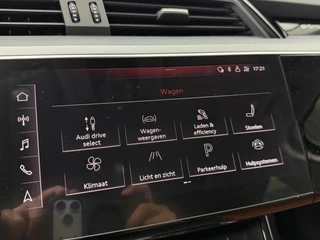Audi e-tron e-tron 50 quattro Launch edition plus 71 kWh SOH 93% Panoramadak | Leder | El. Verstelbare Stoelen / 29