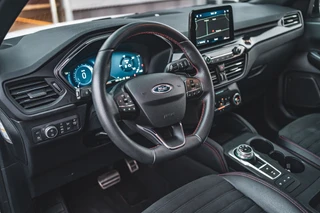 Ford Kuga 2.5 PHEV ST-Line X / 24