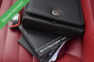 MG EHS 1.5 TGDI Luxury Plug In Hybrid PANORAMADAK/LEDER/DODE HOEK DET./VOL!/ETC.! / 25