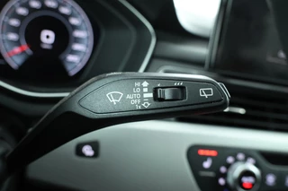 Audi A4 Avant 35 TDI S edition  136PK Virtual, Leder, Climate, / 25