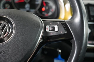 Volkswagen up! 1.0 EcoFuel move up! | 5 drs. | Aardgas | Cruise | Stl. verw. | PDC | Climate | / 31