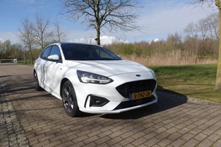 Ford Focus 1.0 EcoBoost ST LINE Titanium X Business  | Panodak | Camera | Winterpakket | ACC | / 4