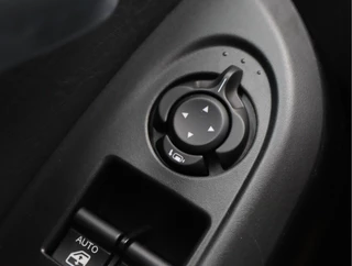 Fiat 500X 1.0 GSE Urban  | Stoelverwarming | Navigatie | Camera | Keyless | LED / 32