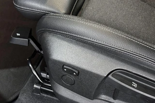 BMW X1 xDrive25e M Sport Stoelverwarming LED Sportstoelen Navi / 19