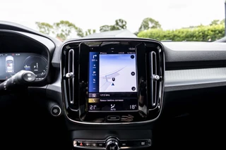 Volvo XC40 1.5 T4 Plug-in hybrid Core Bright  | Keyless | Camera | Carplay / 25